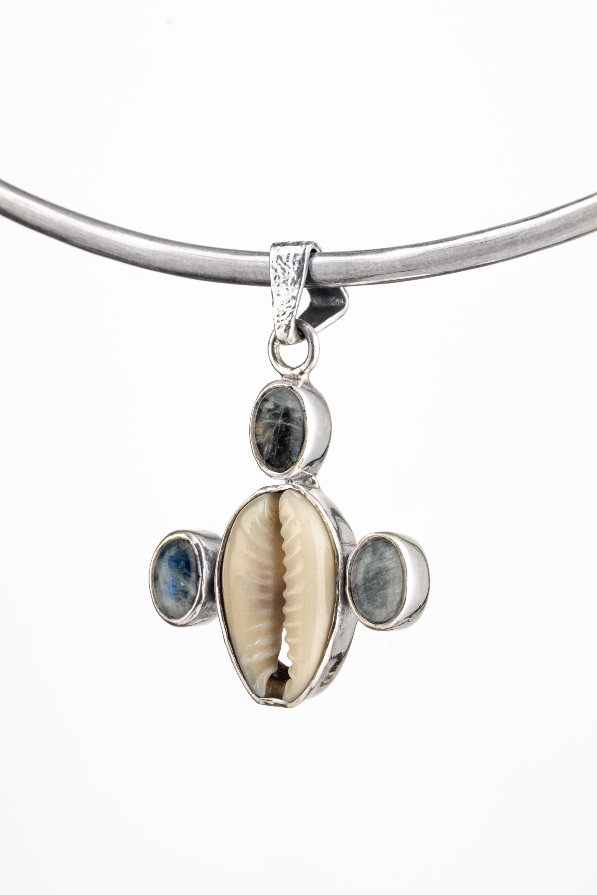 Cowrie Shell & Moonstone Pendant Necklace, 925 Sterling Silver, Mandala Setting, Crown Chakra, Unique Bohemian Jewelry No/5