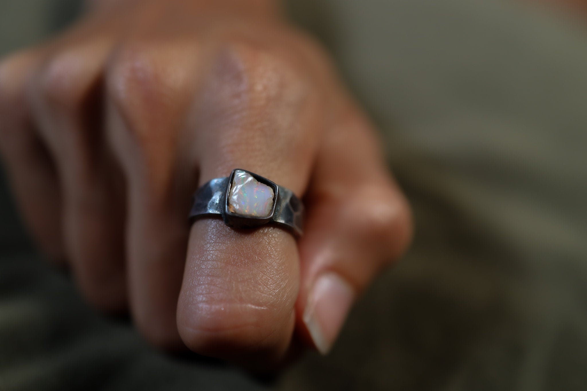 Solid White Sparkling Precious Lightening Ridge Opal - Solid 925 Sterling Silver - Hammer Textured & Oxidised Setting - Crystal Ring - No/15