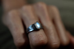 Beautiful Cats eye Moonstone - Solid 925 Sterling Silver Ring - Hammer Textured & Oxidised No.3