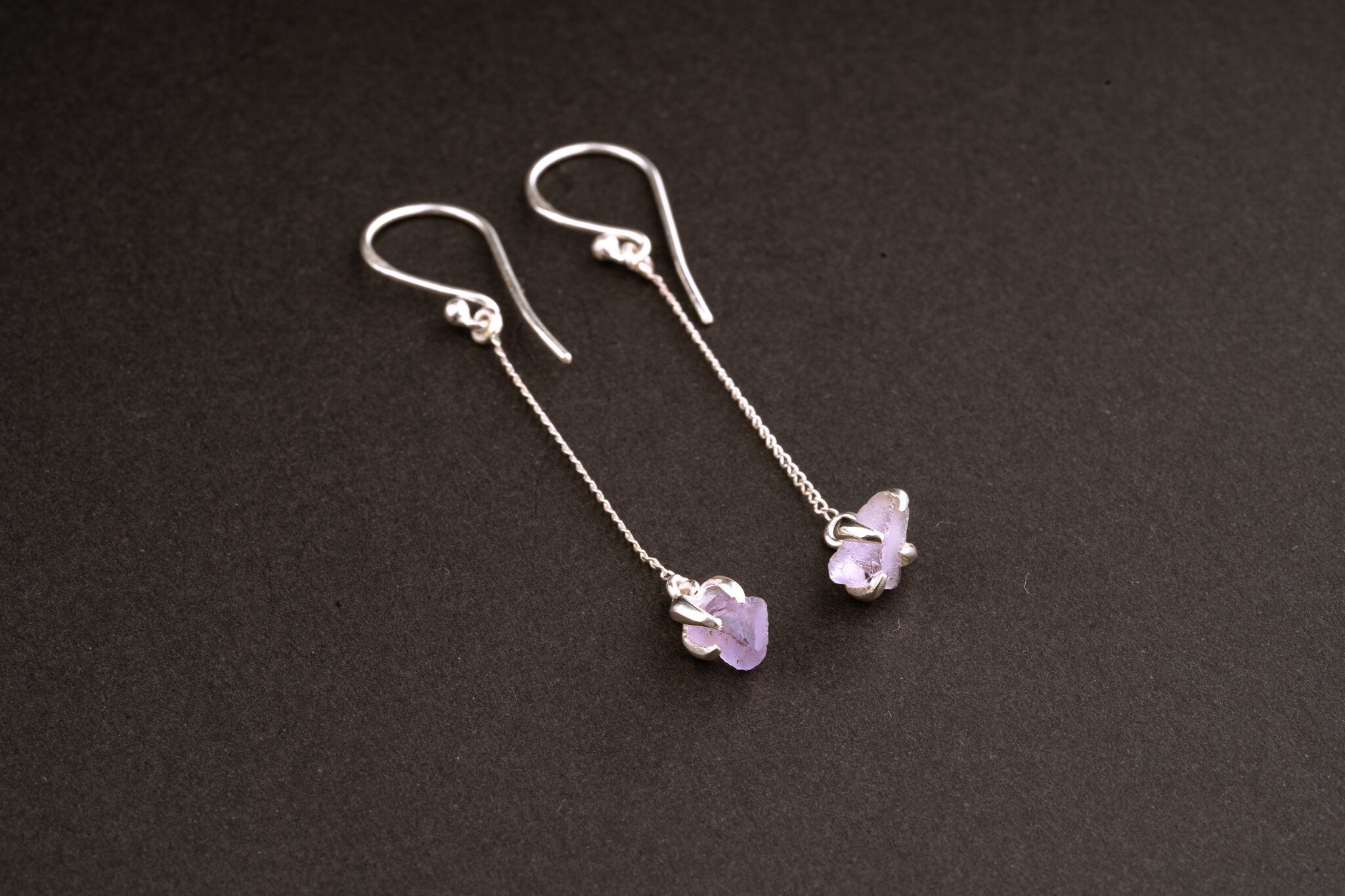 Raw deep purple Amethyst gem - Sterling Silver - Claw / Prong dangle hook crystal Earring