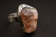 Raw Sunstone Ring - 925 Sterling Silver - Chucky & Solid oxidised and textured -Size 5 US