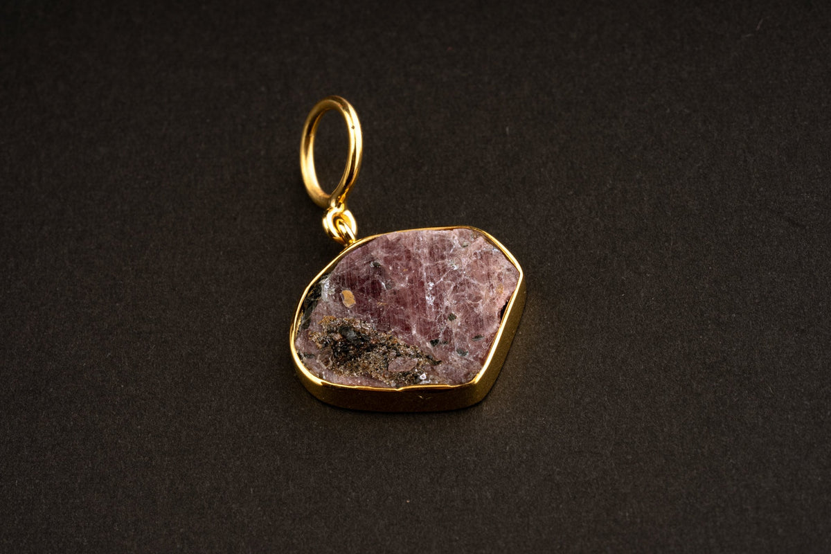 Red Ruby with triangle record keepers & black Mika and quartz inclusions Pendant - Gold Plated Sterling Silver - Crystal Necklace