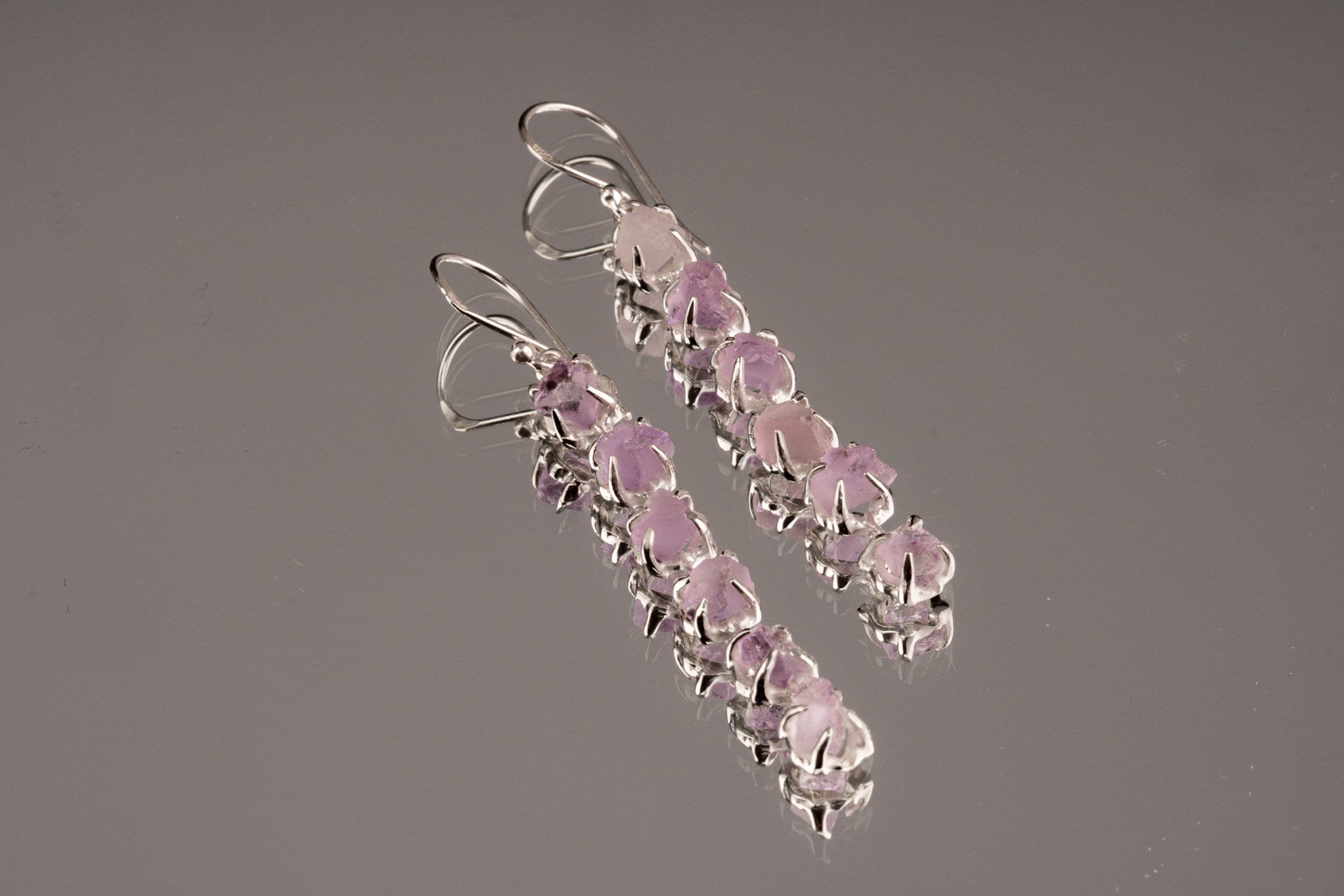 6 Raw deep purple Amethyst gem - Sterling Silver - Claw / Prong dangle hook crystal Earring