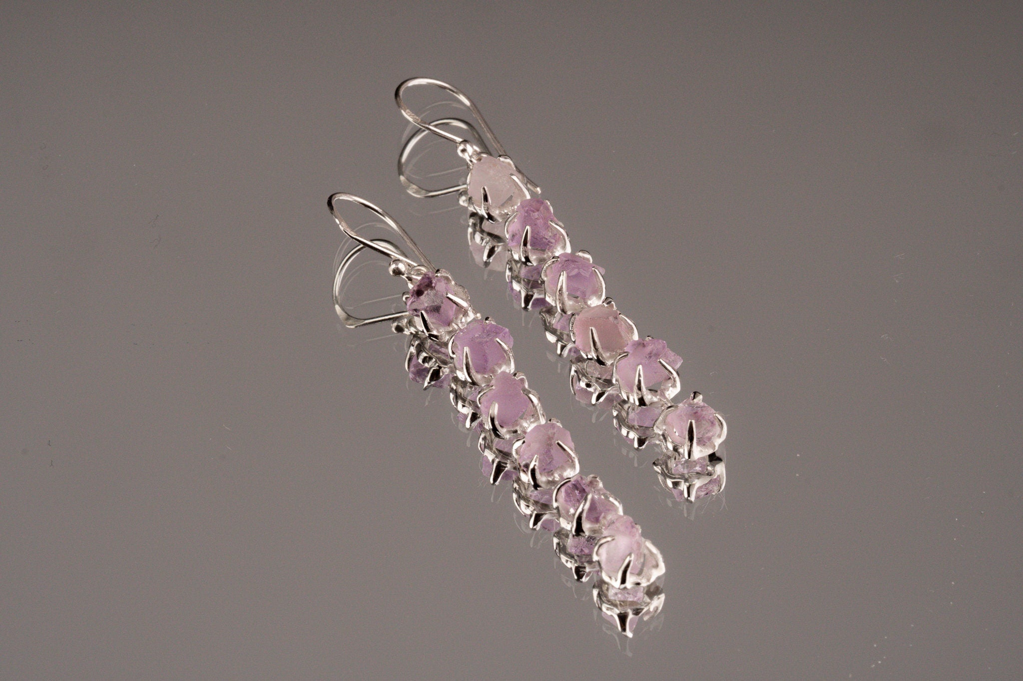 6 Raw deep purple Amethyst gem - Sterling Silver - Claw / Prong dangle hook crystal Earring