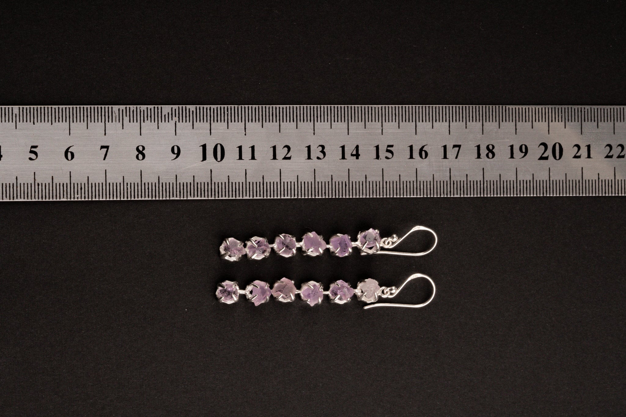 6 Raw deep purple Amethyst gem - Sterling Silver - Claw / Prong dangle hook crystal Earring