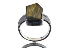 Freeform Raw Labradorite - Unisex / Men - Large Crystal Ring - Size 14 US - 925 Sterling Silver - Hammer Textured & Oxidised