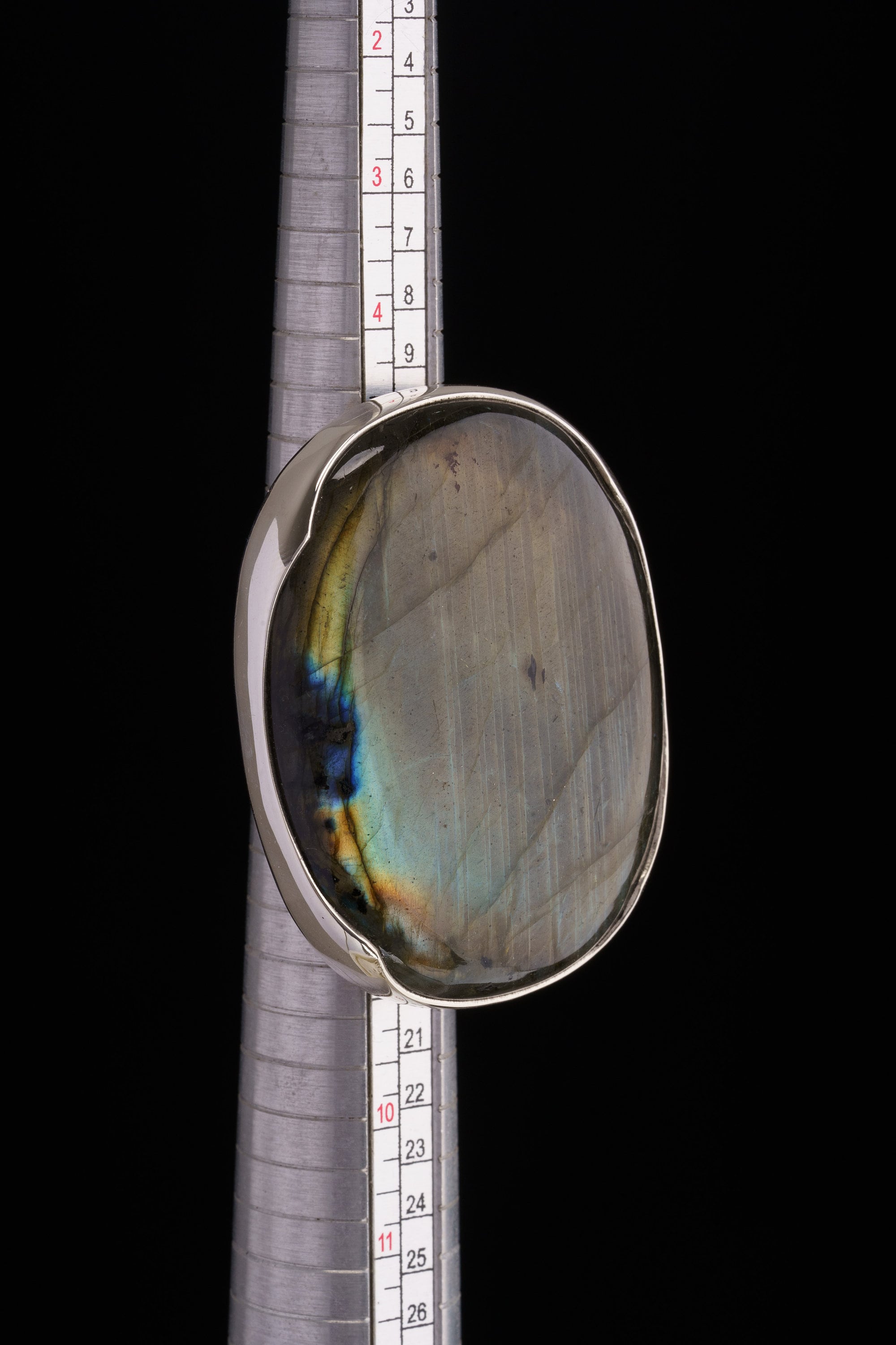 Big AAA Rainbow Labradorite Oval - 925 Sterling Silver - Heavy Set Adjustable Textured Ring - Size 5-10 US