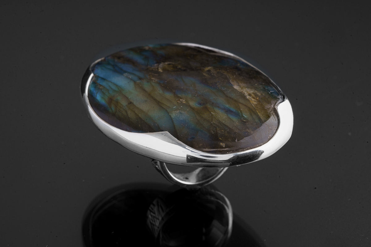 Big AAA Rainbow Labradorite Oval - 925 Sterling Silver - Heavy Set Adjustable Textured Ring - Size 5-10 US