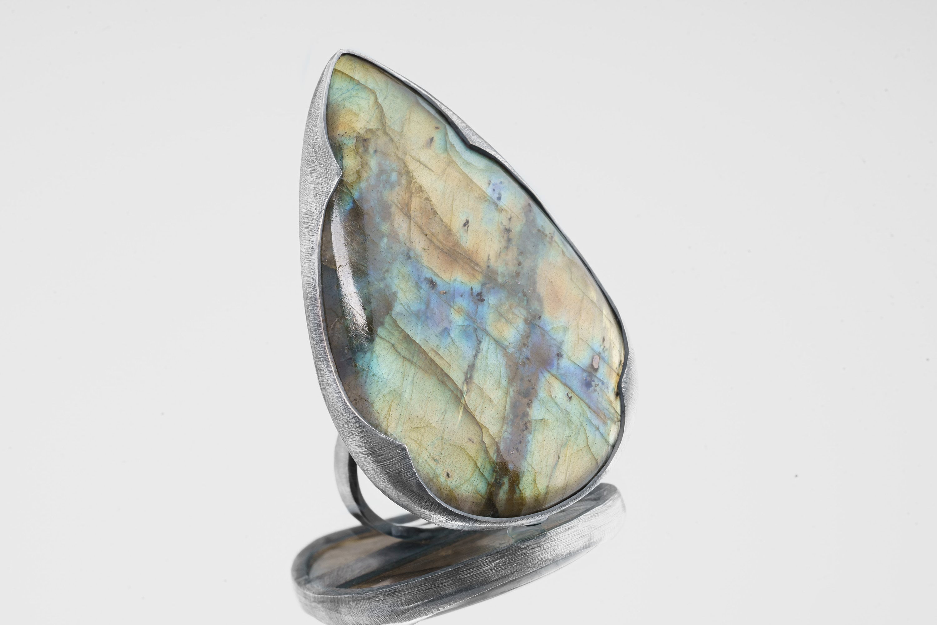 Big AAA Rainbow Labradorite Tear Drop - Brushed & Oxidised - 925 Sterling Silver - Heavy Set Adjustable Textured Ring - Size 5-10 US