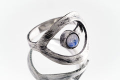 Round Blue Moonstone - 925 Sterling Silver - Heavy Set Adjustable Loop Ring - Scratch Textured - Size 5-9 US - NO/2