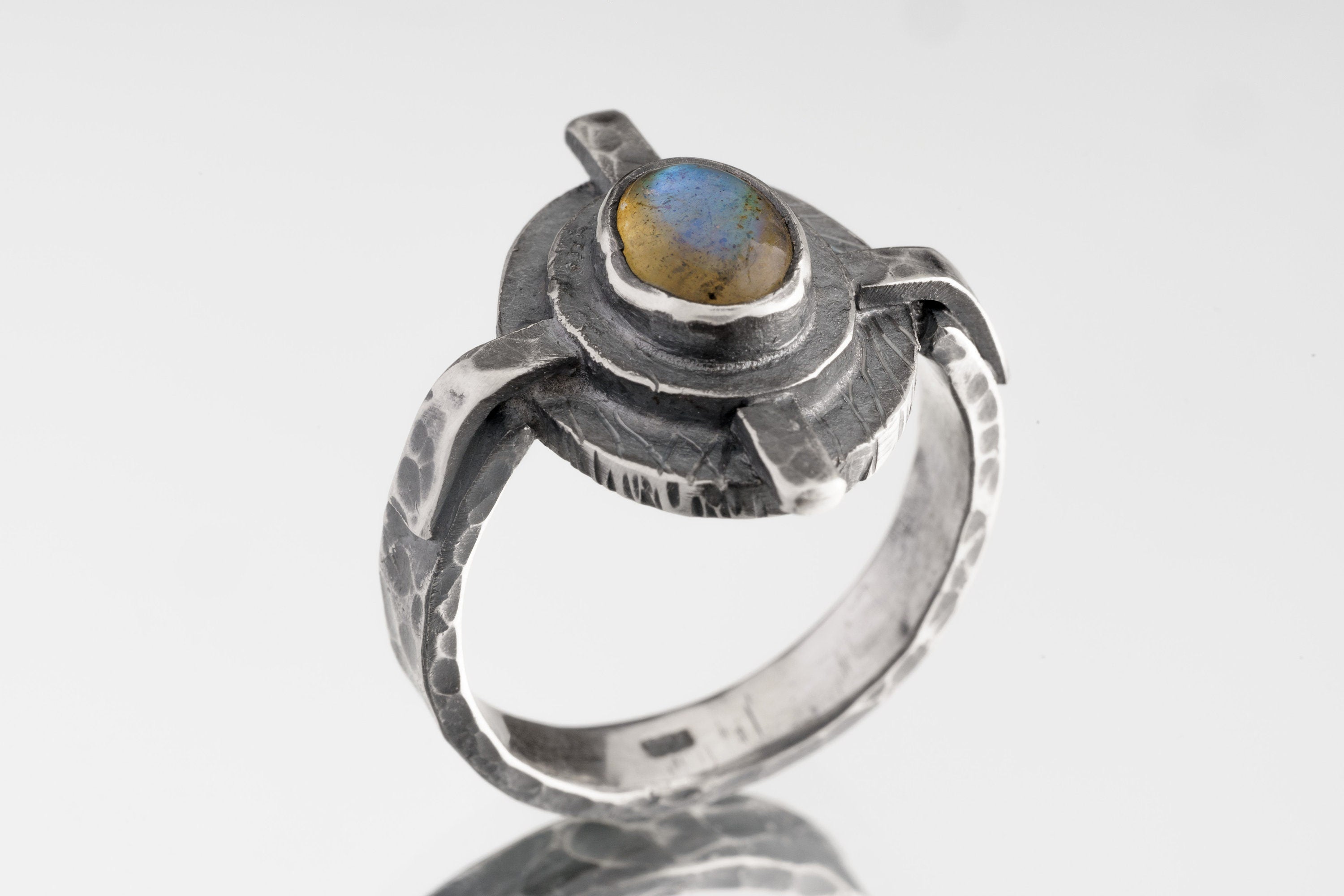 Made to order - Vibrant Rainbow Labradorite - Oxidised Rustick Boh Old World Feel - 925 Sterling Silver Nautical Cross design Textured Ring