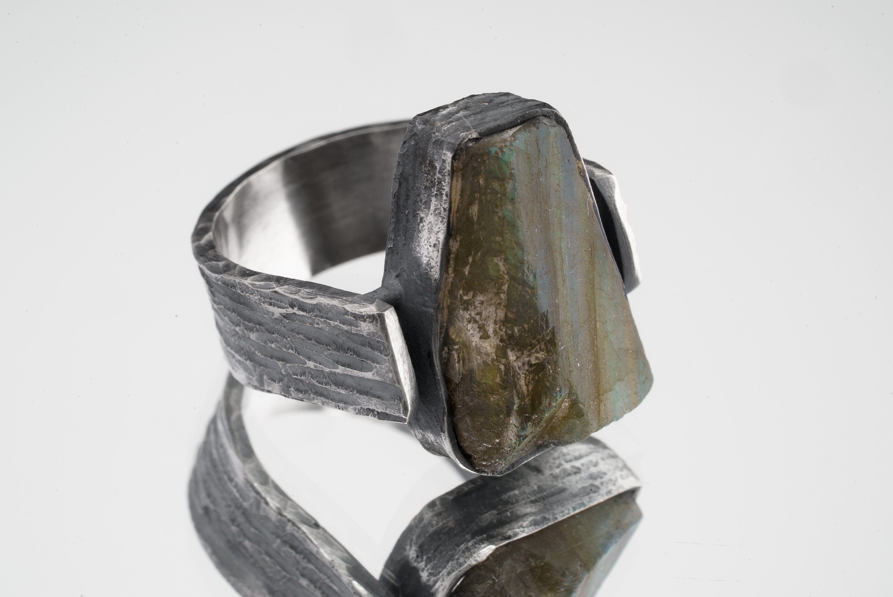 Raw Rainbow Labradorite - Rustic Comfortable Crystal Ring - Size 8 1/2 US - 925 Sterling Silver - Abstract Textured & Oxidised