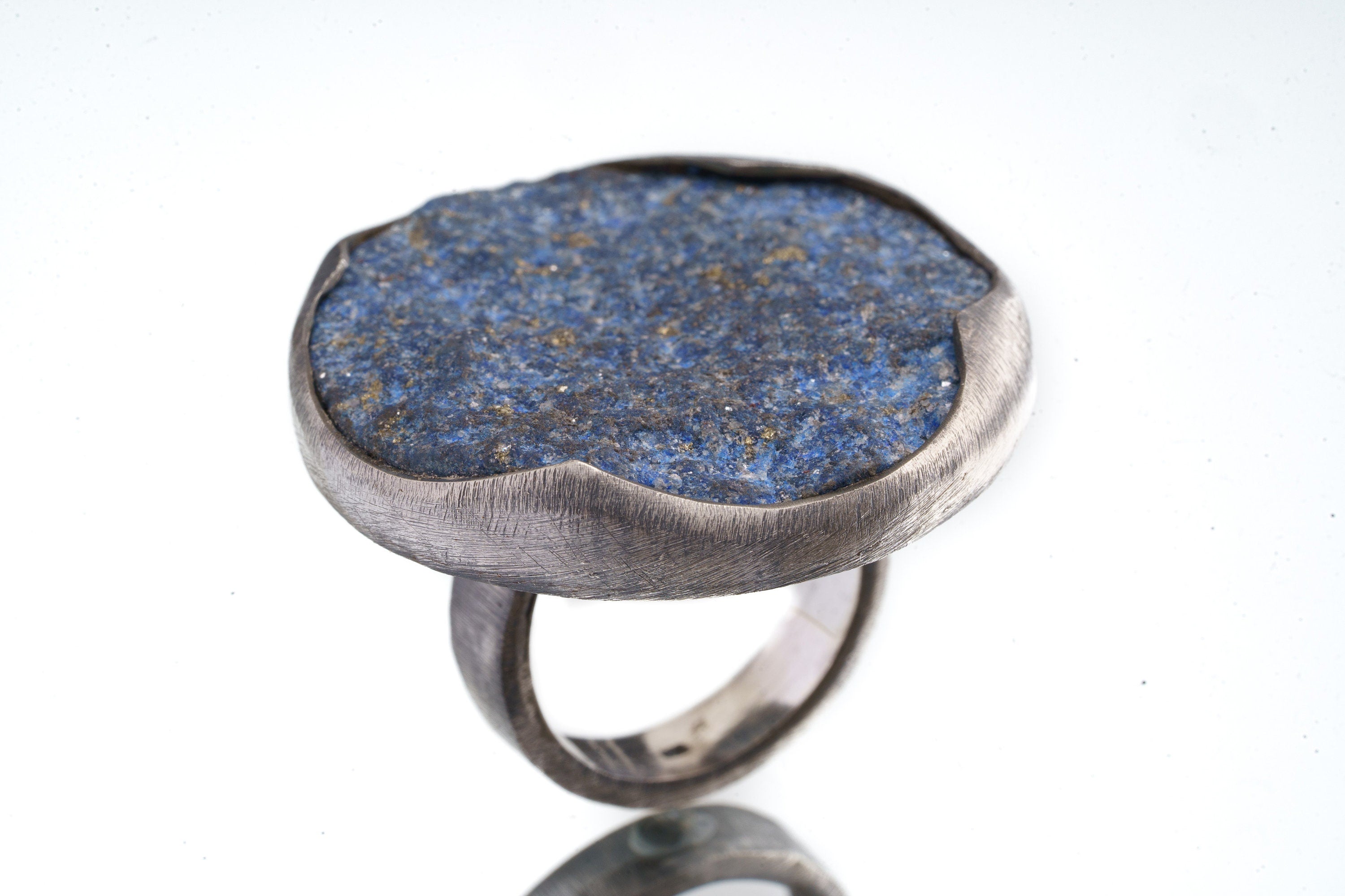 Large Raw Round Brazilian Lapiz Lazuli - Brushed & Oxidised - 925 Sterling Silver - Heavy Set Adjustable Textured Ring - Size 5-10 US