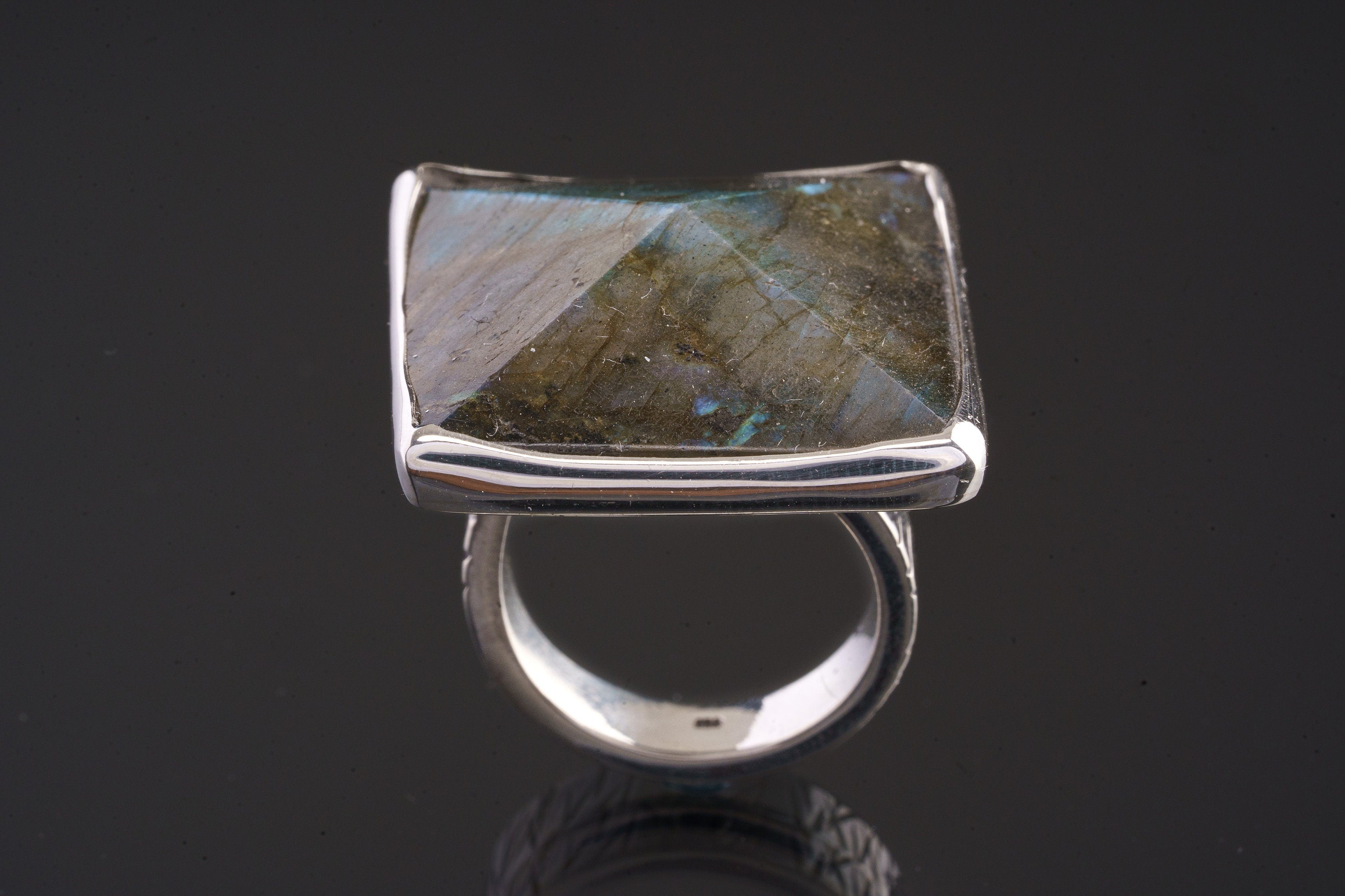 Unique Crystal Ring with Flashy Big Labradorite Pyramid in 925 Sterling Silver, Adjustable Ring Heavy Set Textured Band, Sizes 5-10 US