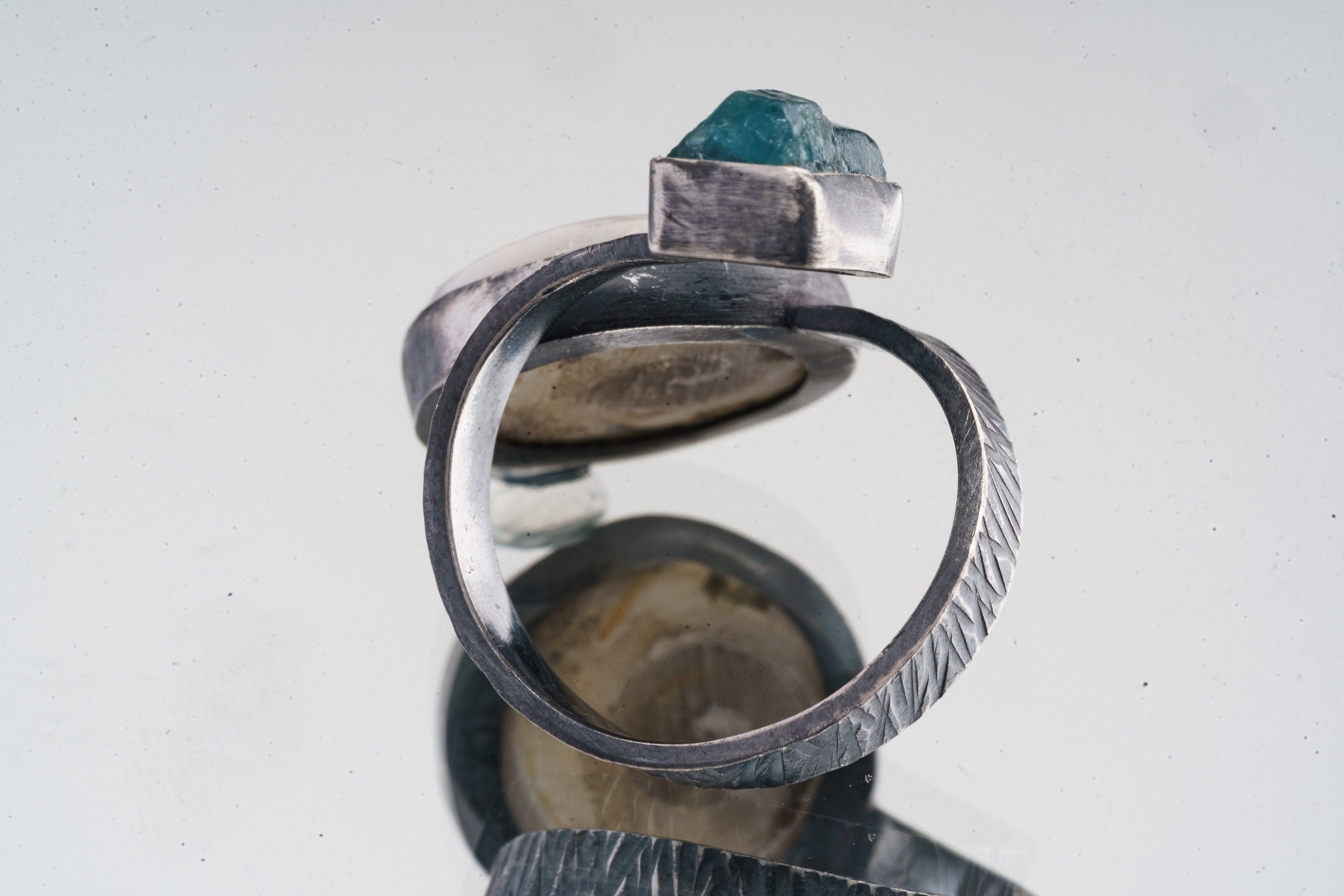 Terminated Gem Apatite and Crystallized Shell - Unisex - Size 4-10 US - Large Adjustable Sterling Silver Ring