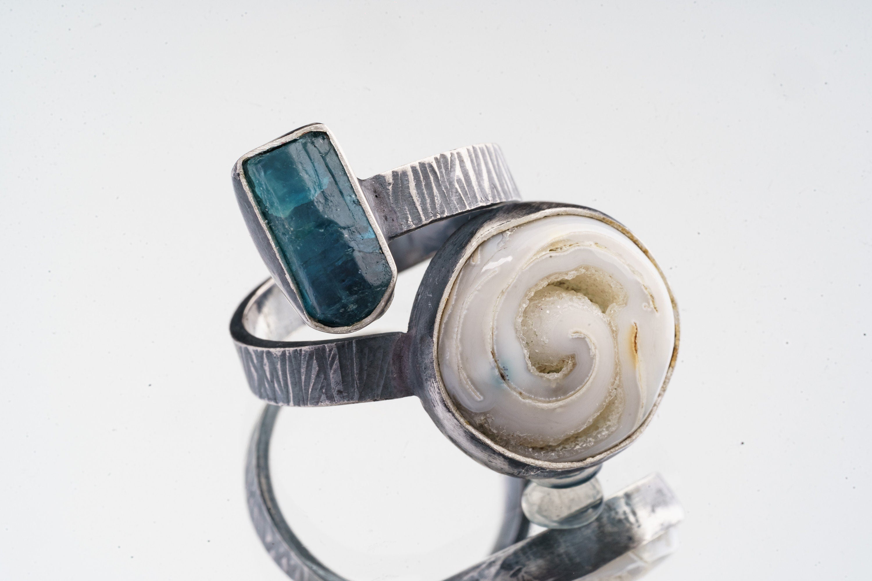 Terminated Gem Apatite and Crystallized Shell - Unisex - Size 4-10 US - Large Adjustable Sterling Silver Ring