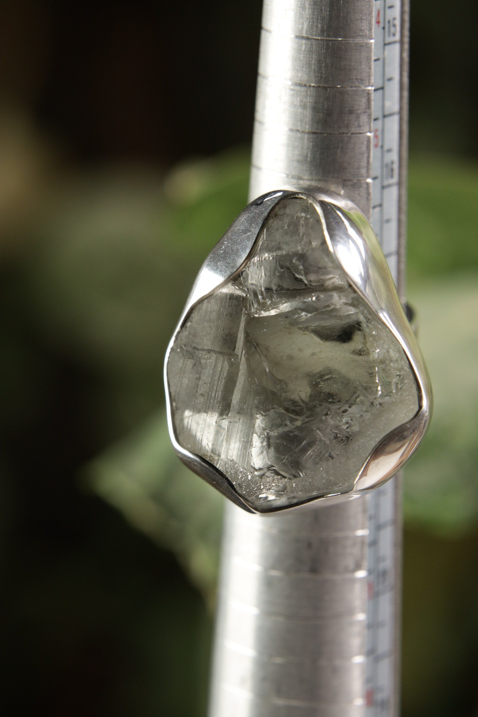 A Sturdy Embrace of Luxurious Luminosity: Adjustable Sterling Silver Ring with Green Amethyst - Unisex - Size 5-10 US