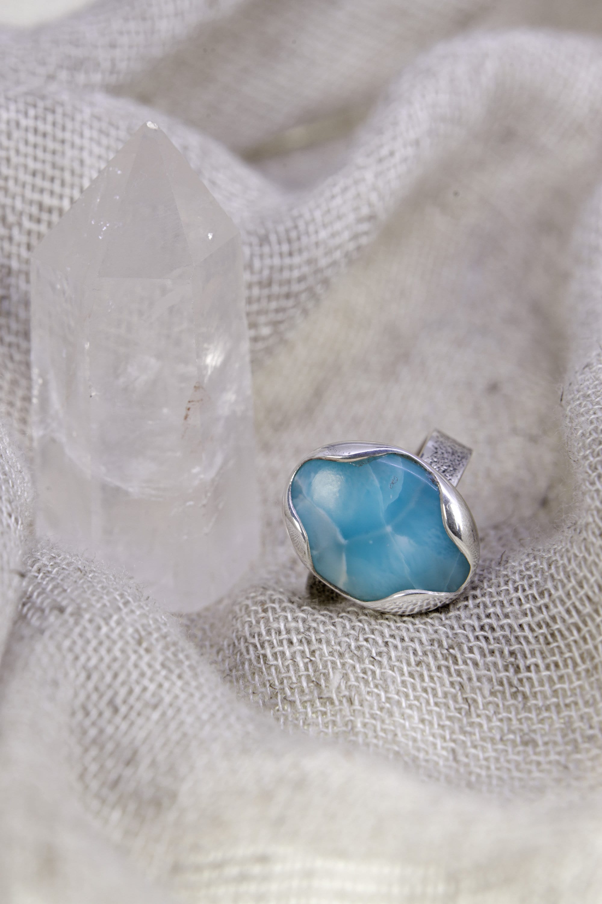 A Tribute to Oceanic Splendor: Adjustable Sterling Silver Ring with Oval Larimar - Unisex - Size 5-10 US - NO/07