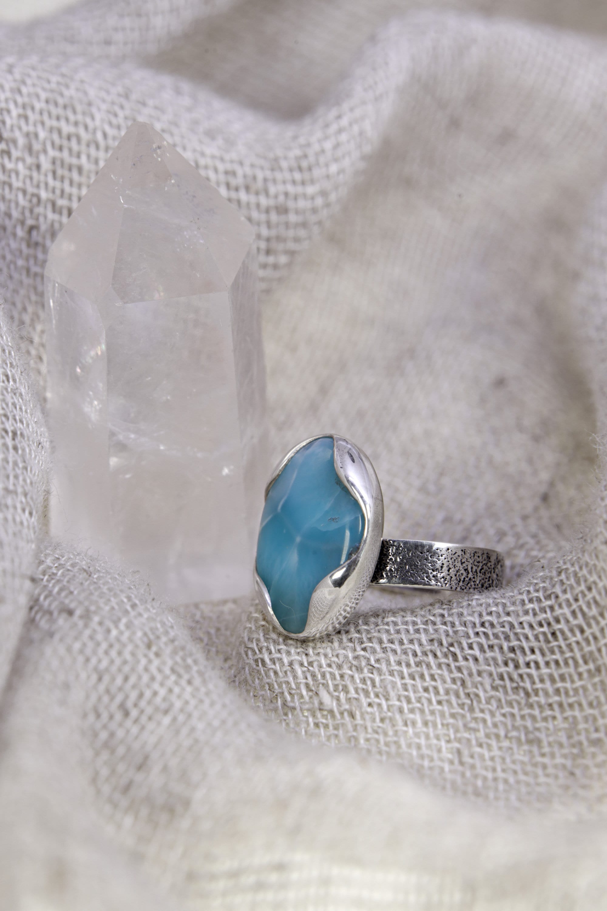 A Tribute to Oceanic Splendor: Adjustable Sterling Silver Ring with Oval Larimar - Unisex - Size 5-10 US - NO/07