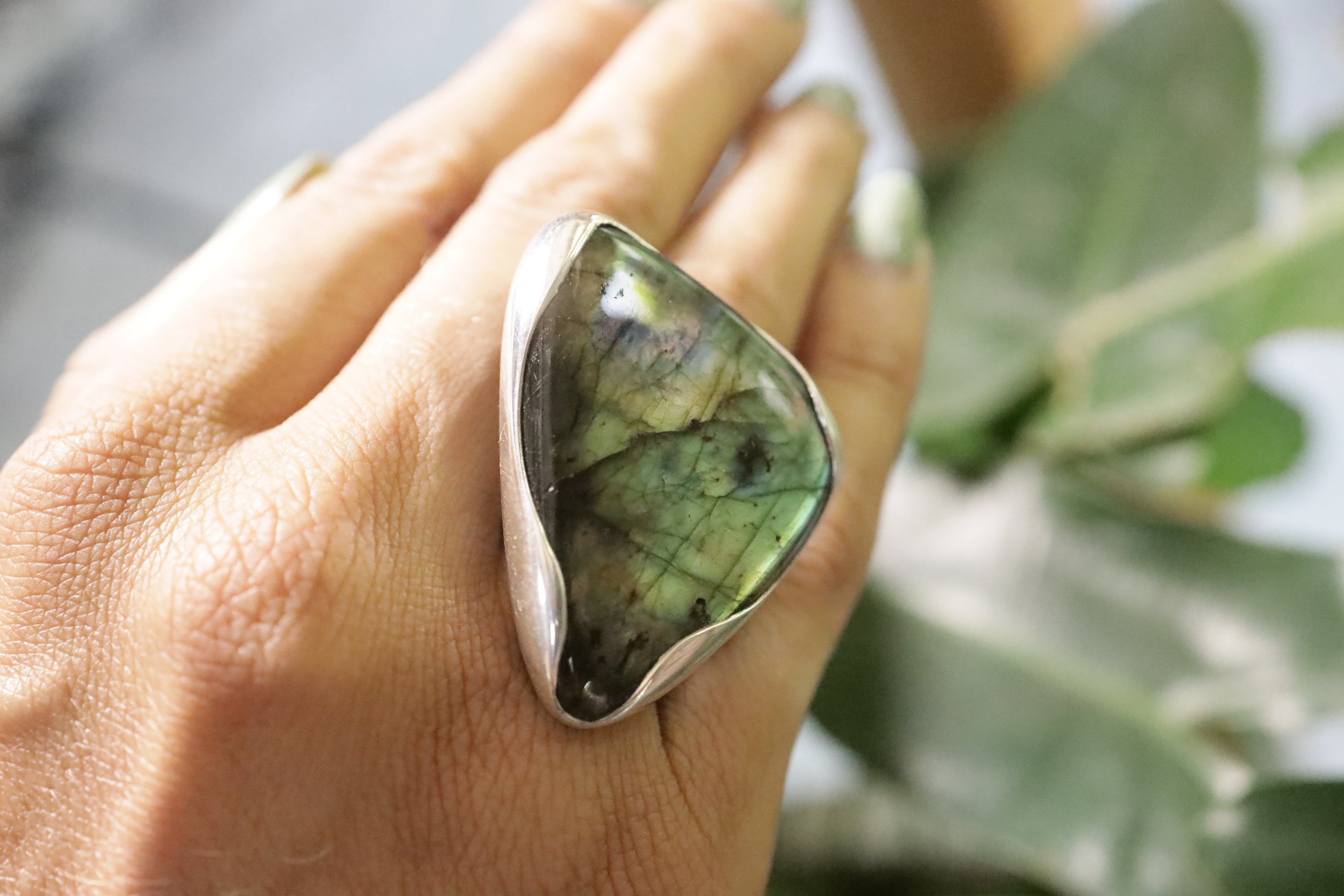 Mystic Triangle Labradorite: Adjustable Sterling Silver Ring with Triangular Labradorite - Unisex - Size 5-10 US - NO/01