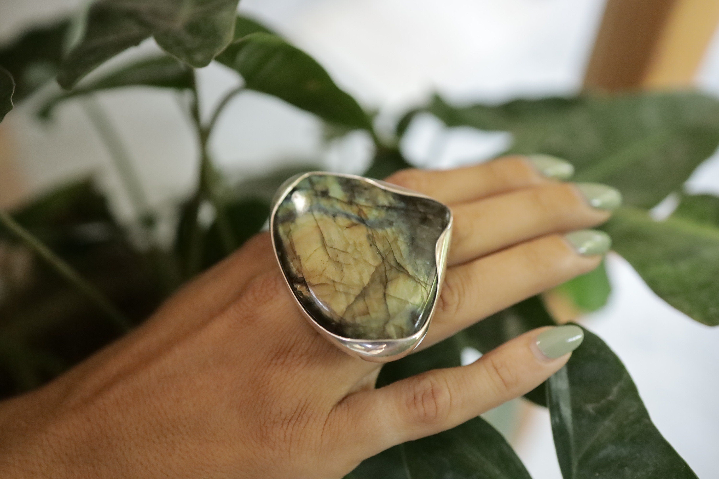 A Sturdy Embrace of Mystical Reflections: Adjustable Sterling Silver Ring with Teardrop Labradorite - Unisex - Size 5-10 US - NO/02