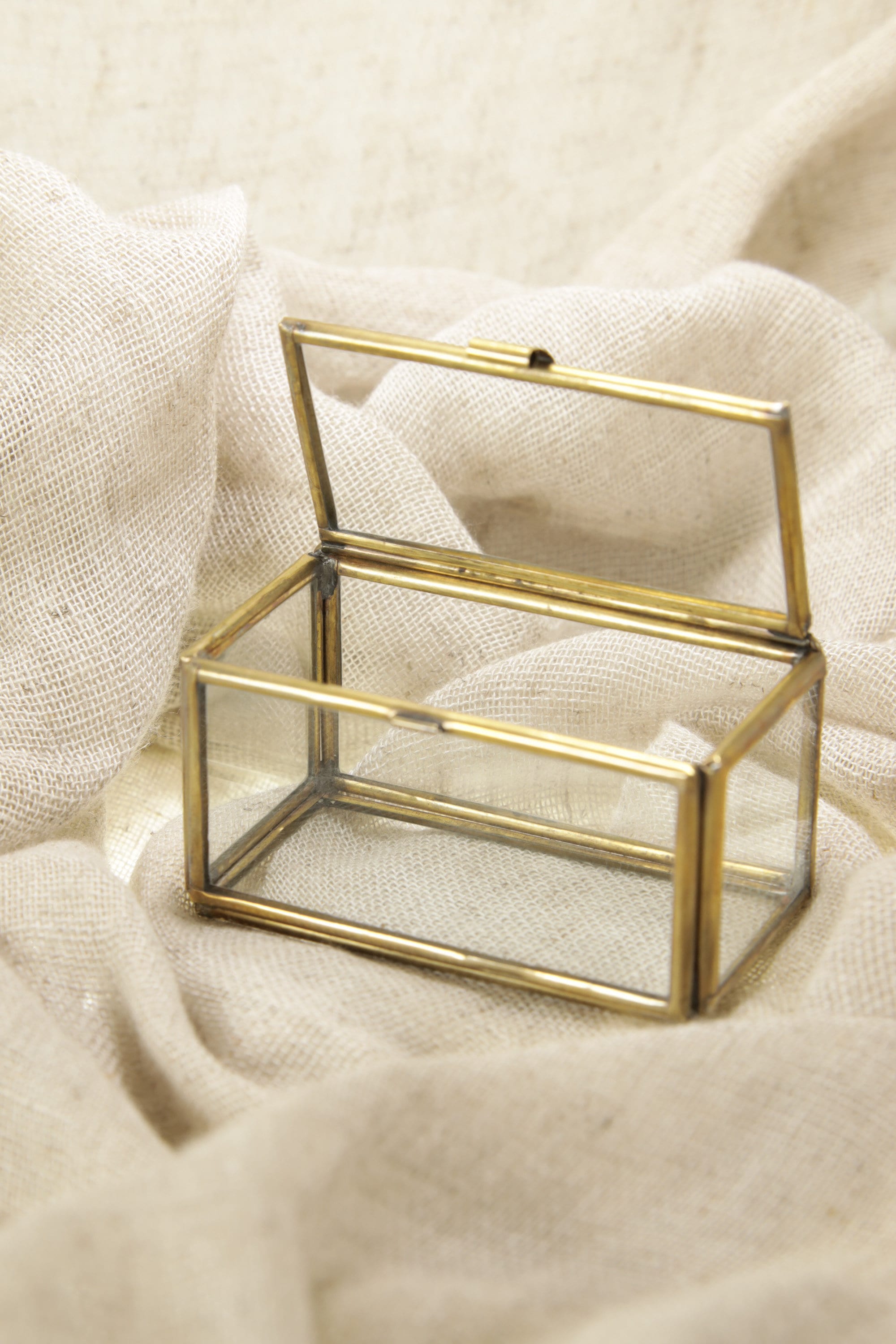 Handcrafted Elegance: Large Rectangular Premium Gem Display Box with Gold-Toned Brass Finish - Perfect for Jewelry & Gem Presentation