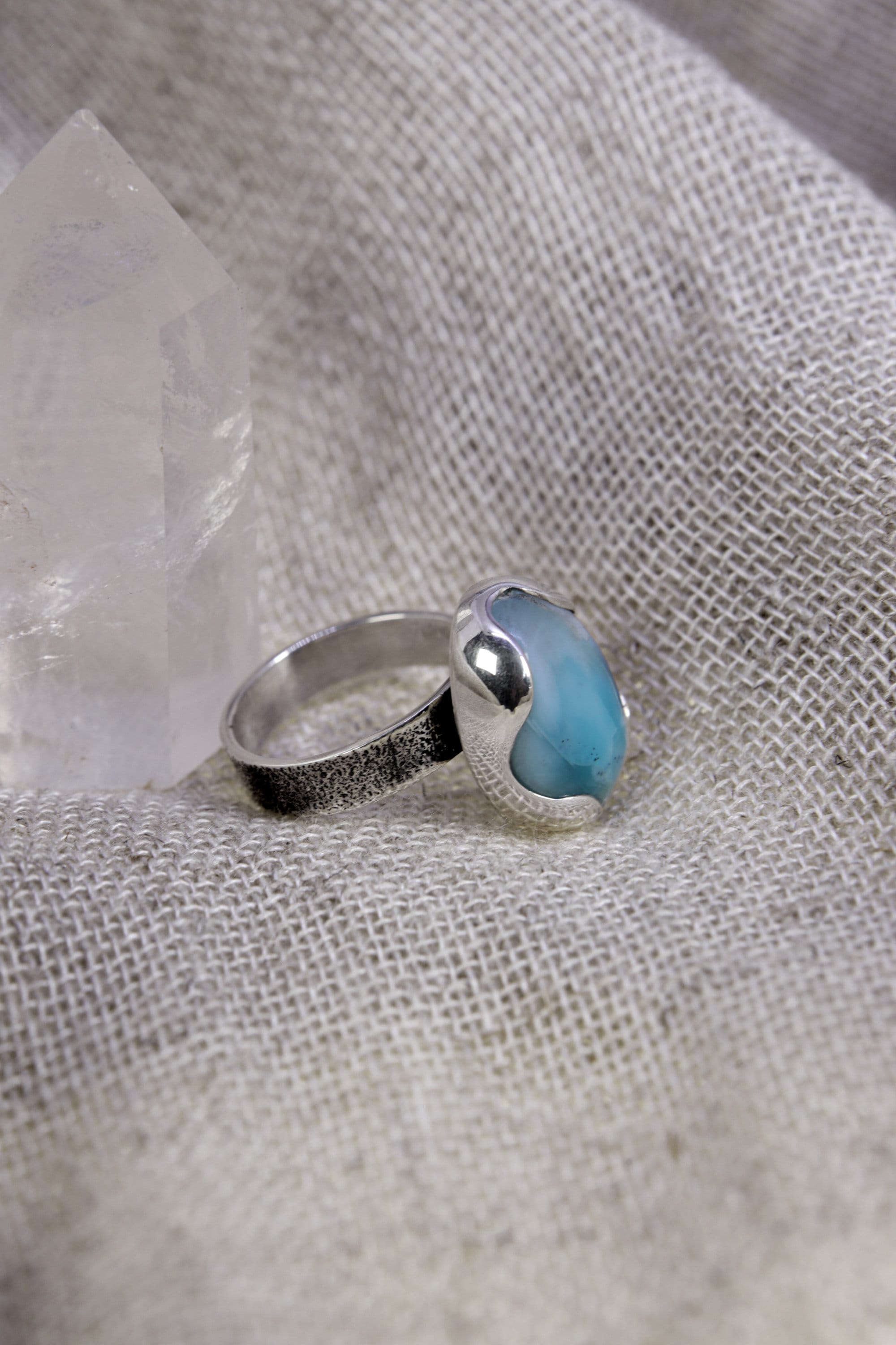 A Tribute to Oceanic Splendor: Adjustable Sterling Silver Ring with Oval Larimar - Unisex - Size 5-10 US - NO/02