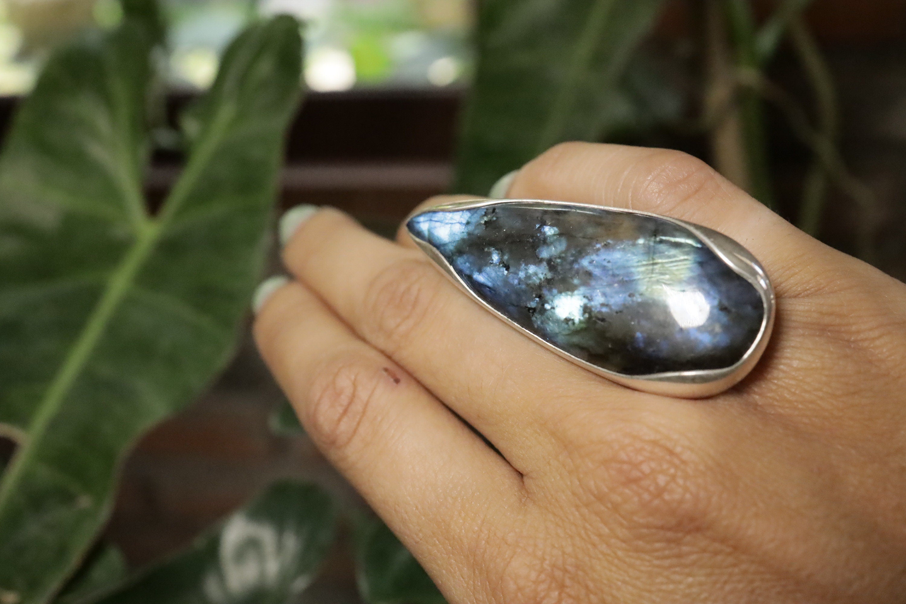 A Sturdy Embrace of Mystical Reflections: Adjustable Sterling Silver Ring with Teardrop Labradorite - Unisex - Size 5-10 US