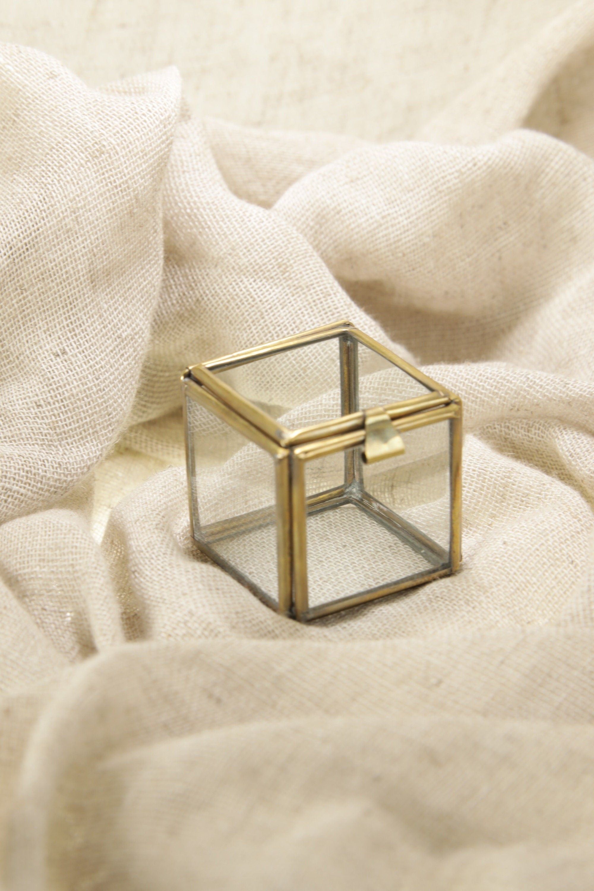 Compact Handcrafted Charm: Small Square Premium Gem Display Box with Gold-Toned Brass - Ideal for Elegant Jewelry Presentation