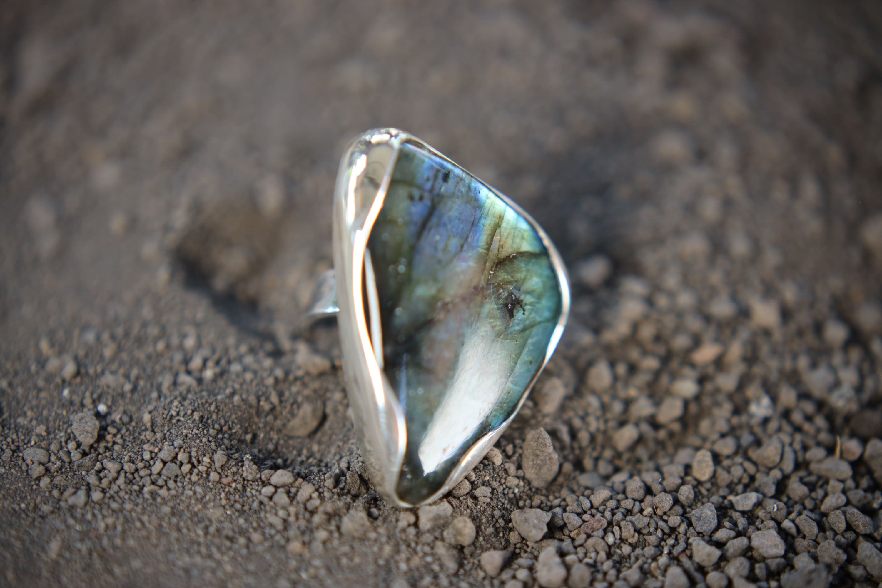 Mystic Triangle Labradorite: Adjustable Sterling Silver Ring with Triangular Labradorite - Unisex - Size 5-10 US - NO/01