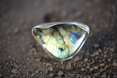 Mystic Triangle Labradorite: Adjustable Sterling Silver Ring with Triangular Labradorite - Unisex - Size 5-10 US - NO/01