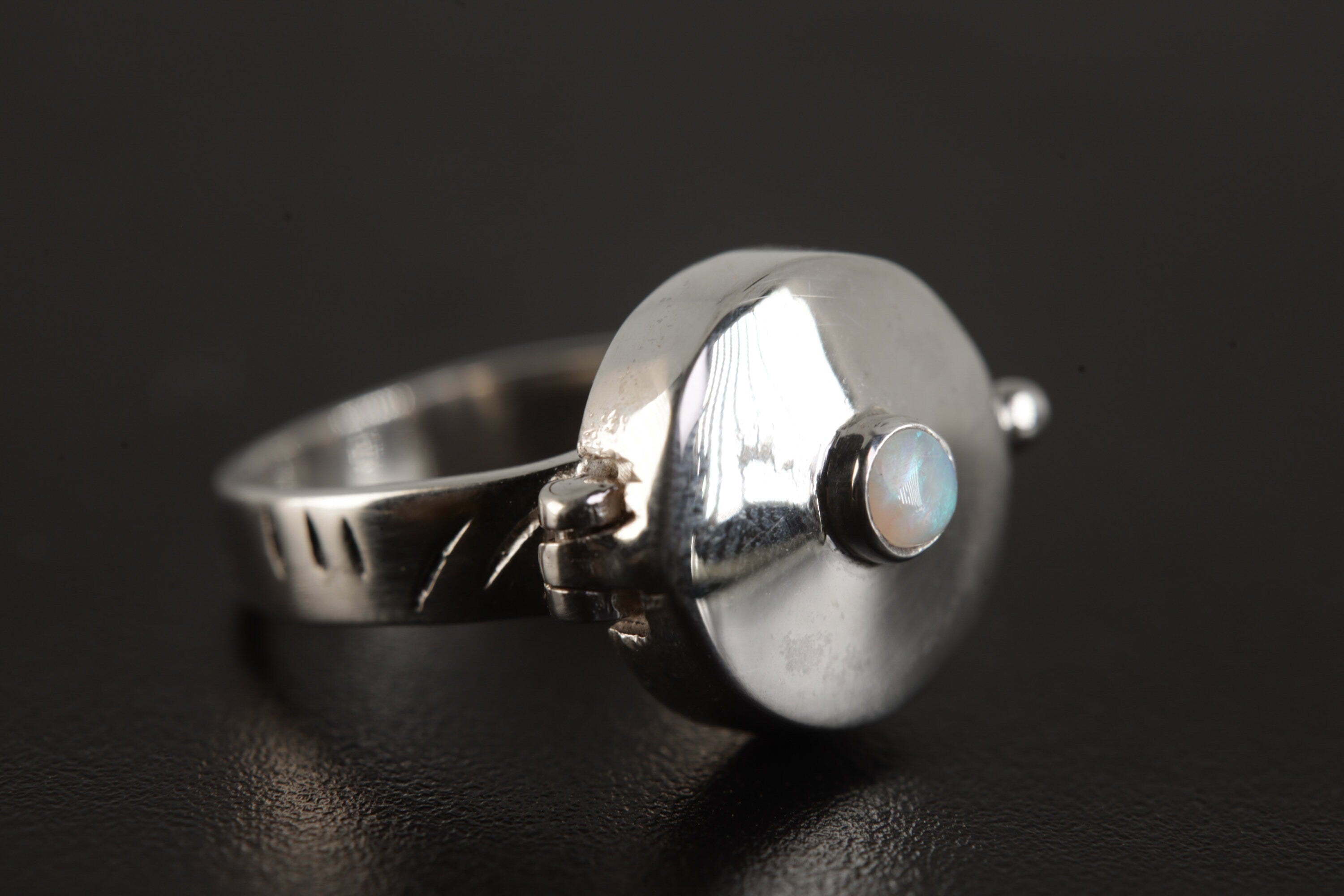 Treasure Box / Stash - High Polish Texture Sterling Silver Capsule Ring - Solid Australian Lightning Ridge Opal