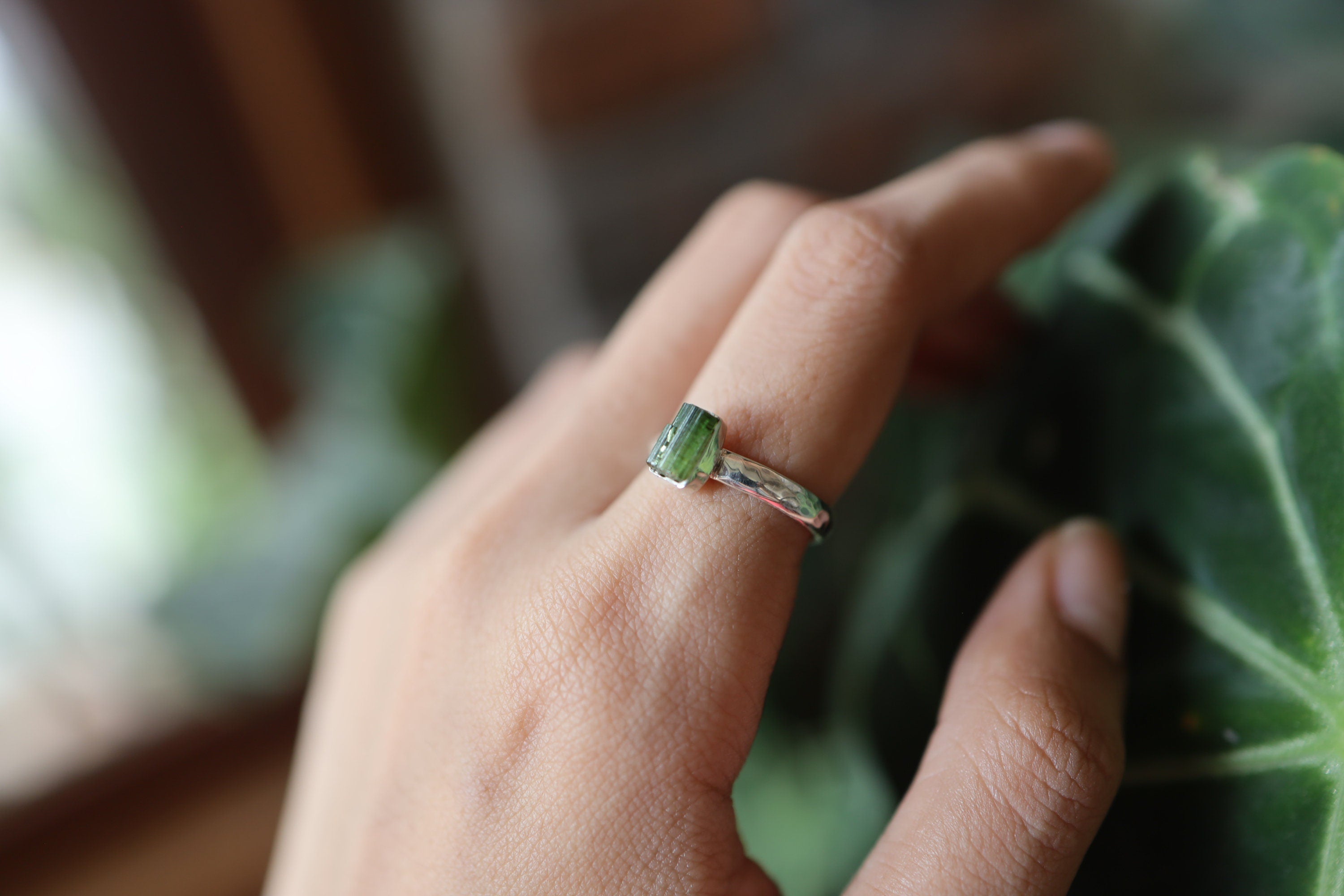 Sterling Silver Crystal Ring with Vibrant Green Tourmaline, Hammer Textured & Shiny Ring Band, Size 6 US Heart Chakra Love for Libra/Virgo