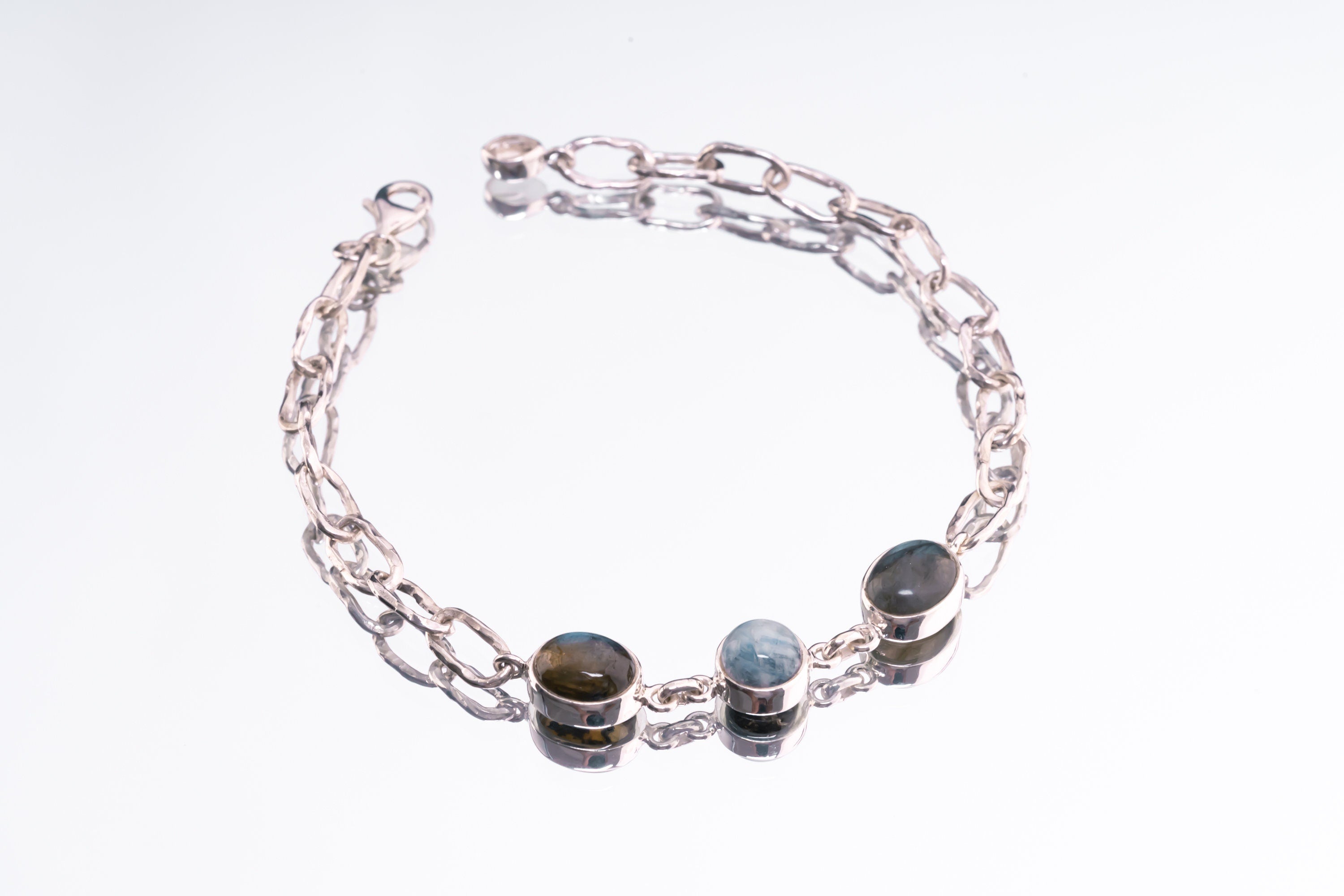 Adjustable Crystal Bracelet with Moonstone, Labradorite, and Herkimer Diamond - 925 Sterling Silver, Hammered Link Chain, Polished Finish