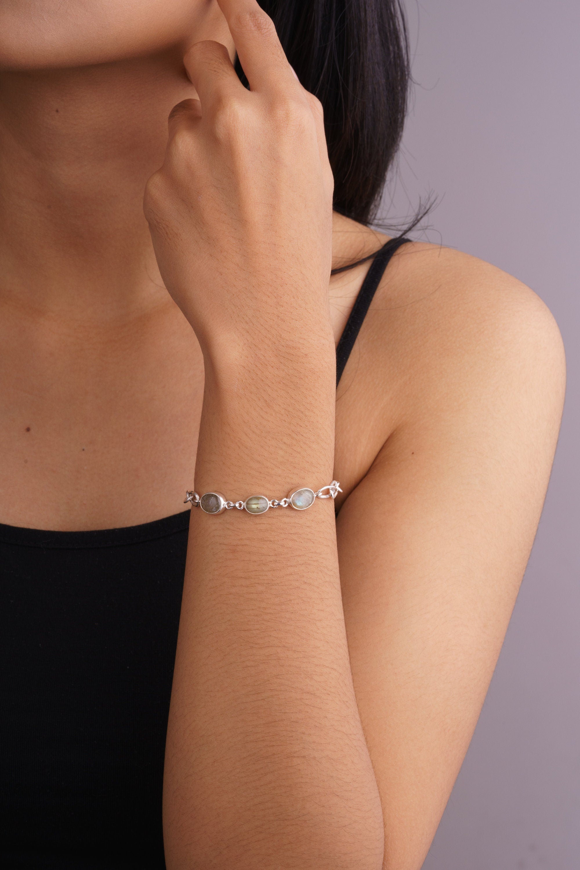 Adjustable Crystal Bracelet with Moonstone, Labradorite, and Herkimer Diamond - 925 Sterling Silver, Hammered Link Chain, Polished Finish