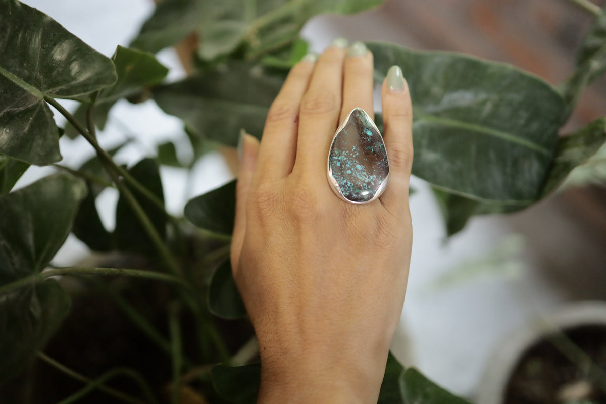 Sterling Silver Adjustable Ring, Large Teardrop Himalayan Turquoise, Textured Ring Band, modern Wavey Bezel Unisex Design Fits Sizes 5-12 US