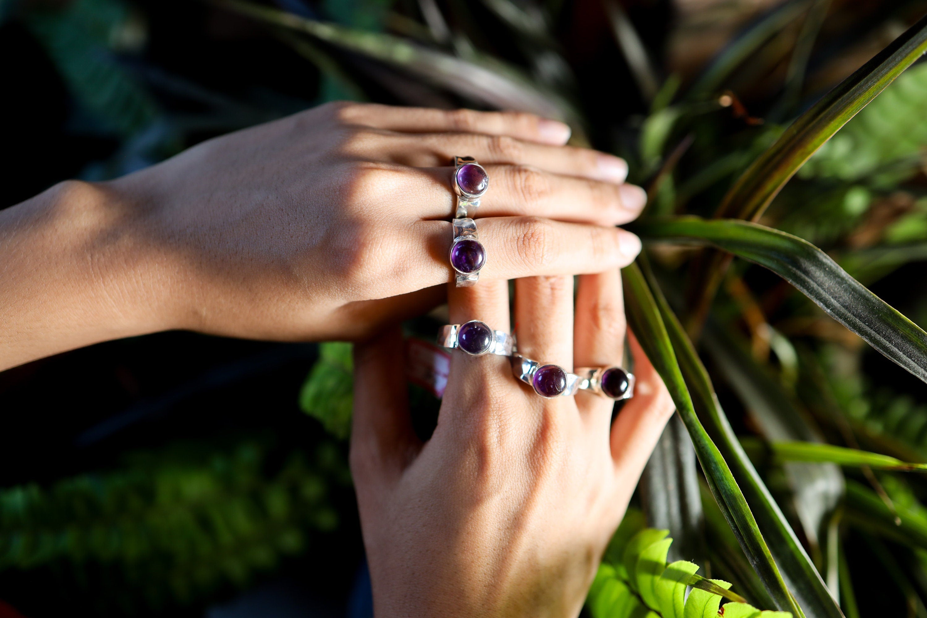 Deep Purple Round Amethyst Quartz Cabochon Ring - Hammered - 925 Sterling Silver - Unisex - High Shine Polish - Promotes Calm & Intuition