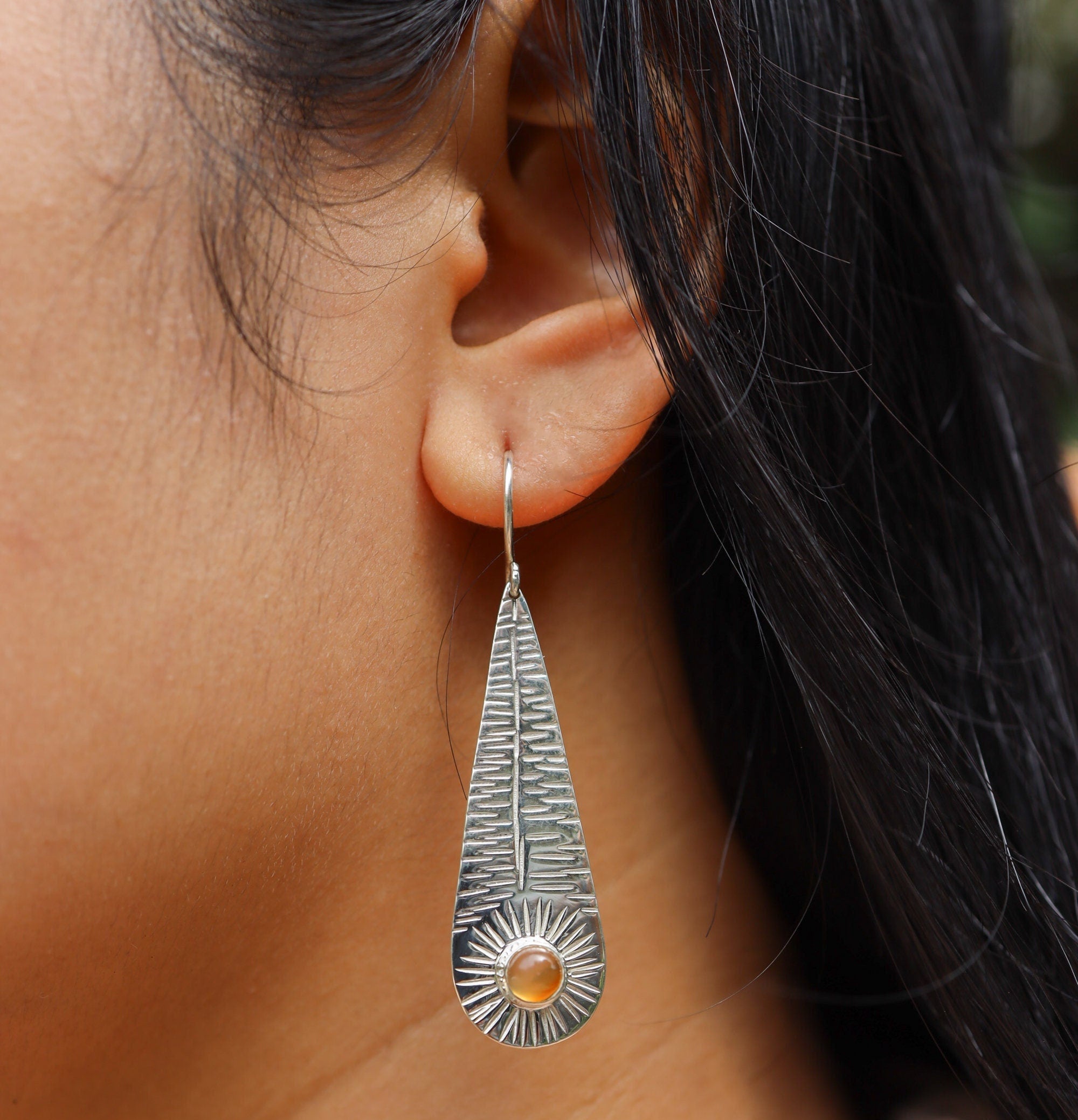 Silver Leaf Orange Chalcedony Agate Earrings, 925 Sterling Silver, Shiny Finish, Sacral Chakra, Leo Zodiac, Creativity and Vitality