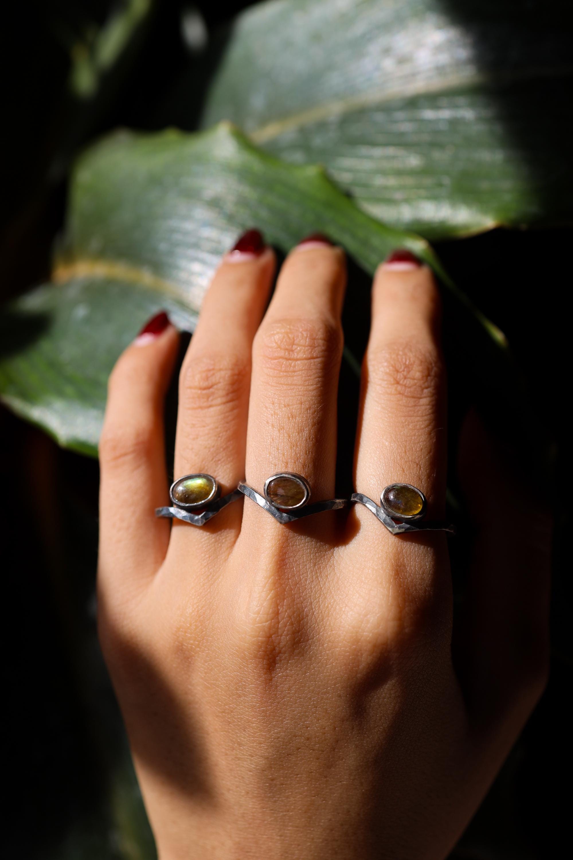 Rustic Boho Golden Oval Rainbow Labradorite Ring, Hammered Oxidised Triangle Band, 925 Sterling Silver, Size Range 4.5 - 8 US