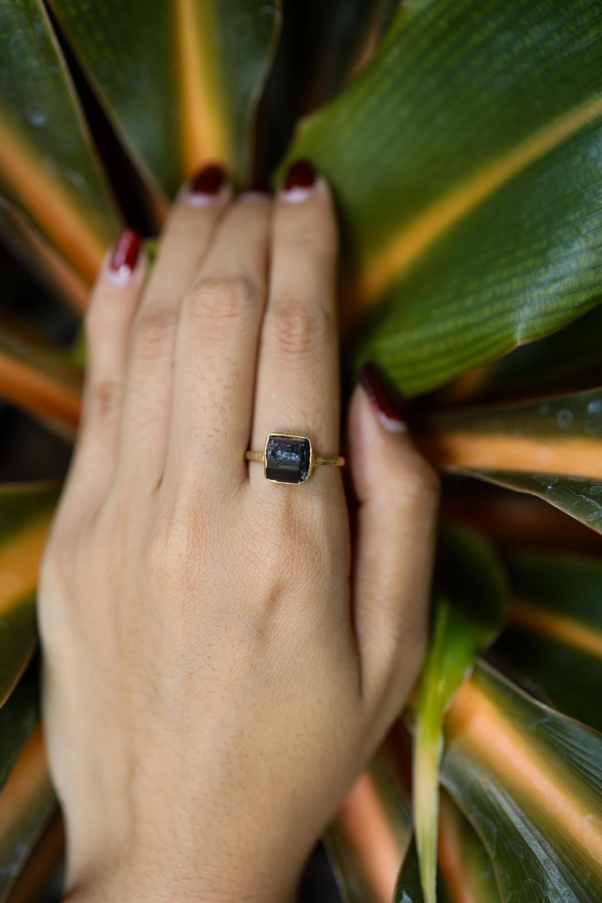 Raw Black Tourmaline - Stack Crystal Ring - Size 7 1/2 US - Gold Plated 925 Sterling Silver - Thin Band Hammer Textured