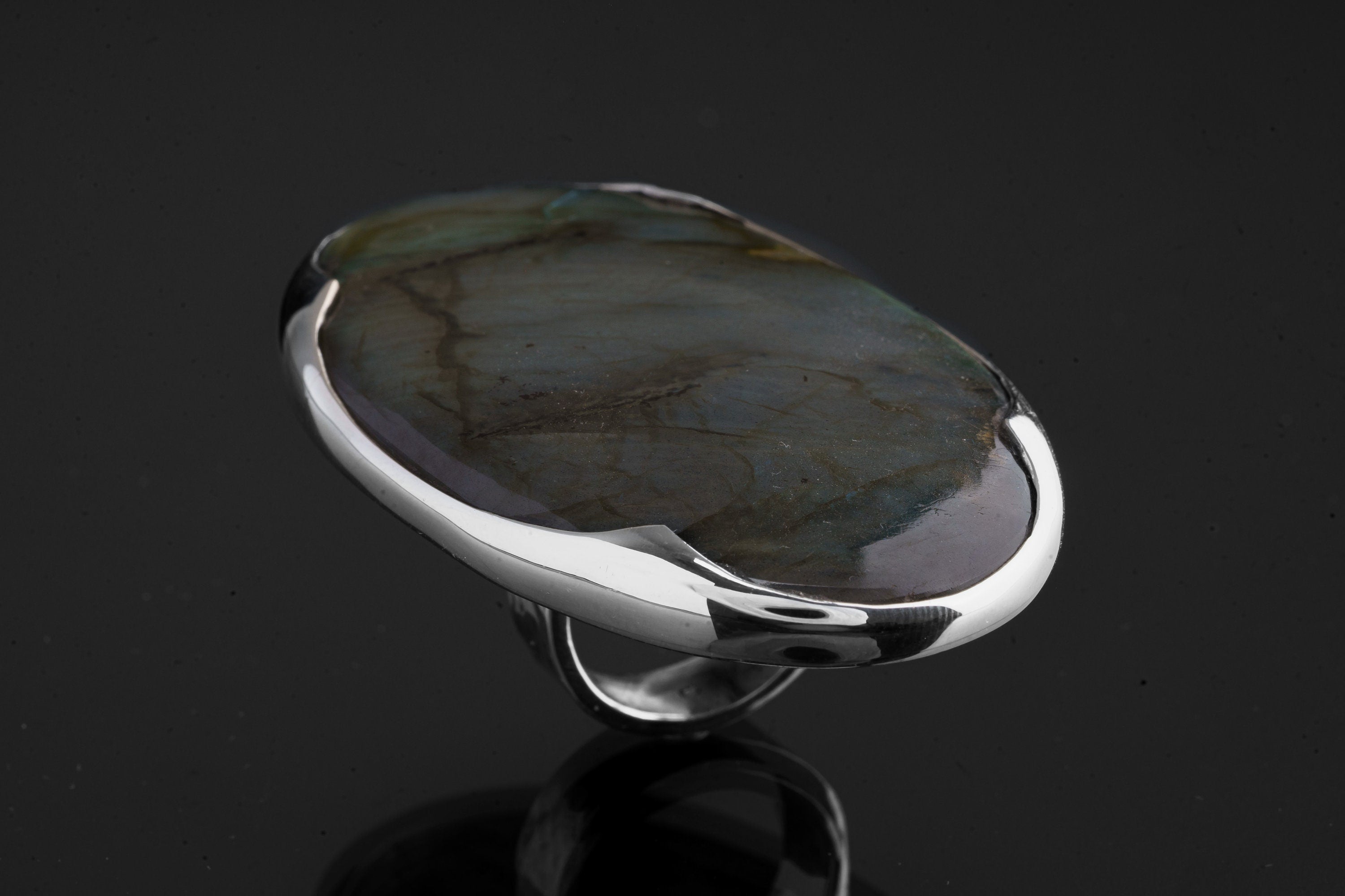 Big AAA Golden Striped Labradorite Oval - 925 Sterling Silver - Heavy Set Adjustable Textured Ring - Size 5-10 US